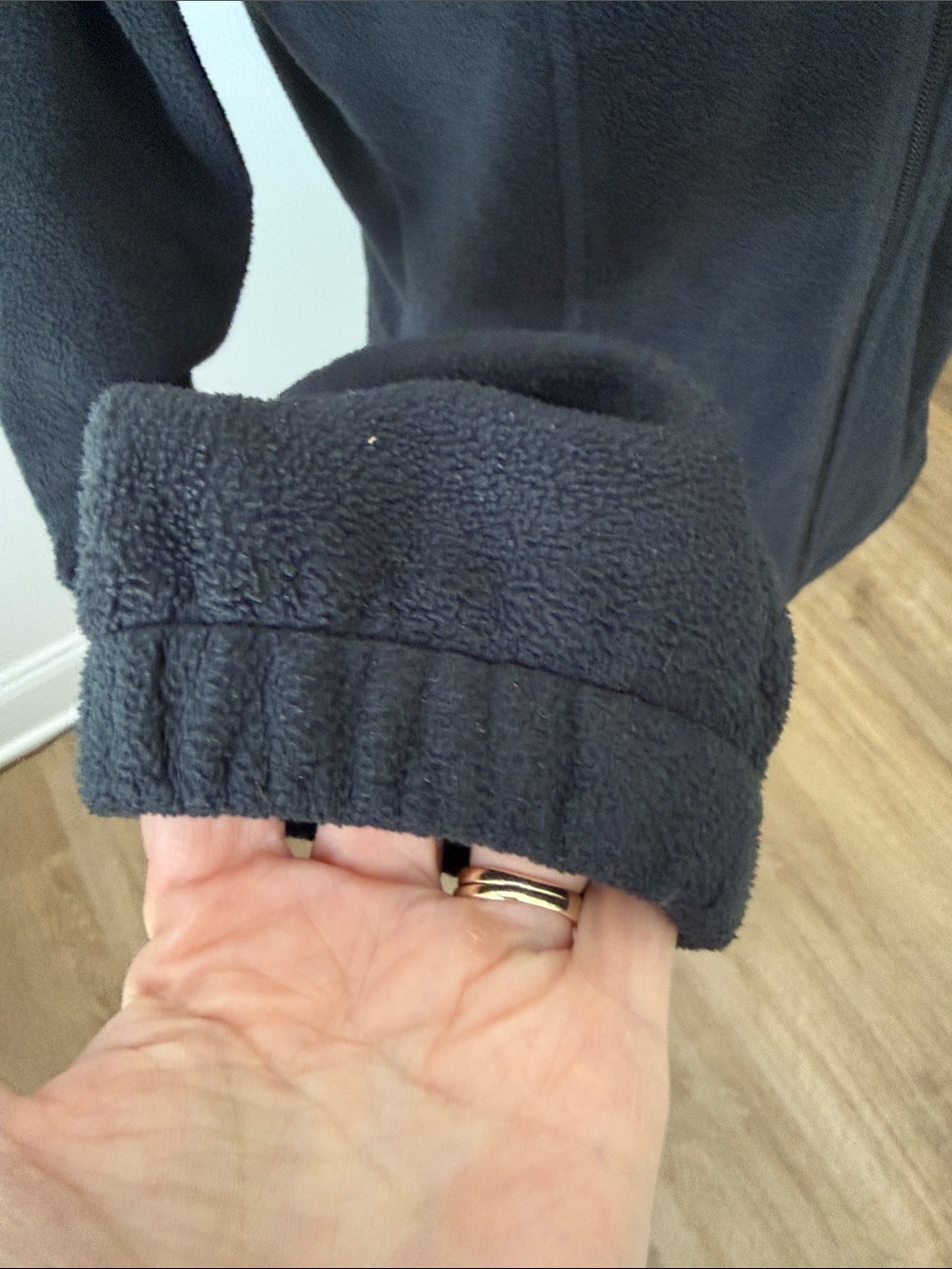 Columbia Women’s Black Full-Zip Fleece Jacket - Picture 3 of 8
